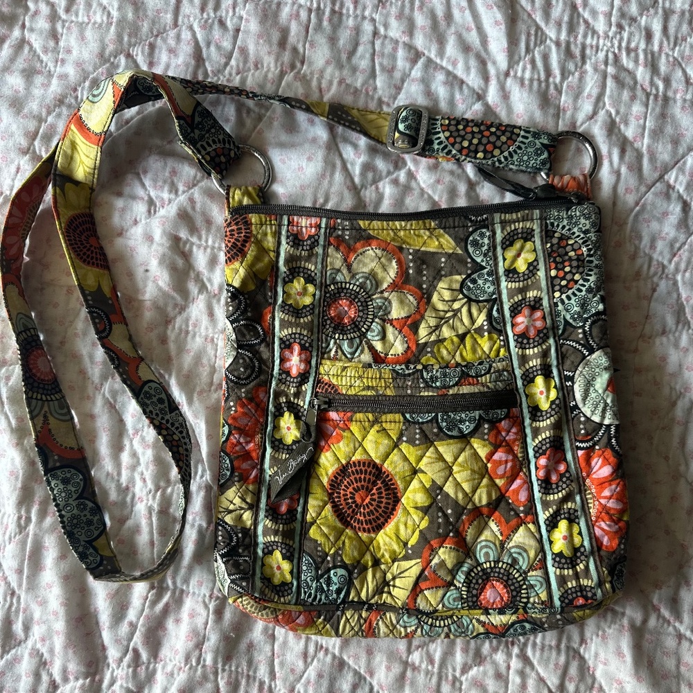 Vera a Bradley Crossbody Hobo purse
